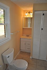 3 Br, 2ba Brick Ranch Near S. Cobb High in Mableton, GA (Photo 11 of 12)