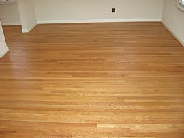 Outstanding 3b Home Available Now in Overland, MO (Photo 9 of 12)