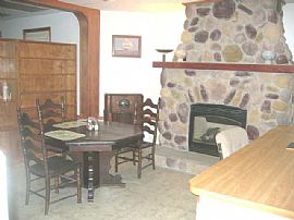 Lake-View, Up-Scale, Private, Quiet Furnished Apartment in Stroudsburg, PA (Photo 6 of 6)