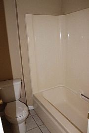 Rent 3 Bedrooms House Location Huntsville in Huntsville, AL (Photo 9 of 10)