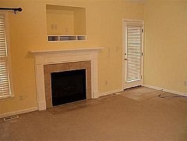 House For Rent in The Heart of Fuquay in Fuquay Varina, NC (Photo 2 of 10)