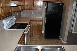 Kansas City Three Bedroom, Two Bathroom in Kansas City, KS (Photo 7 of 9)