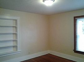 Very Nice 4+ Bedroom, 2.5 Bathroom House  in Sioux Falls, SD (Photo 9 of 9)