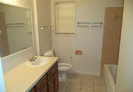  Look and Lease-Renovated Home For Rent in Hueytown Off Allison in Bessemer, AL (Photo 4 of 5)