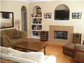 Beautiful Three Bedroom Home Off Lakeshore  Available Now!!!  in Birmingham, AL (Photo 2 of 10)