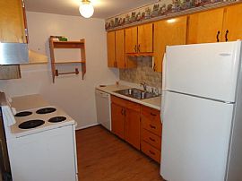 Spacious 3bedroom 2baths Brick Home in Englewood, CO