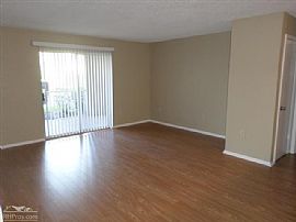  Beautiful and Updated Condo in Hunters Green! in Tampa Palms, FL (Photo 3 of 10)