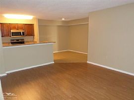  Beautiful and Updated Condo in Hunters Green! in Tampa Palms, FL (Photo 4 of 10)