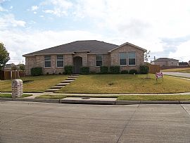 Great  Family Home in Fabulous Location in Rockwall, TX