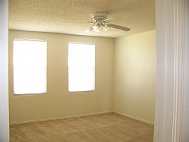 Great  Family Home in Fabulous Location in Rockwall, TX (Photo 4 of 8)