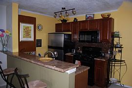 Beautiful 1br Furnished Condo  in Santa Clarita, CA (Photo 5 of 11)