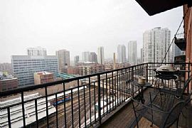 165 N Canal St Unit 1431 Huge 2 Bd, 2 Bath + Bonus Rm! in Chicago, IL (Photo 6 of 10)