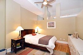 165 N Canal St Unit 1431 Huge 2 Bd, 2 Bath + Bonus Rm! in Chicago, IL (Photo 8 of 10)