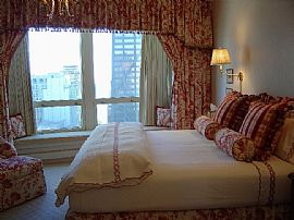 Furnished 1 Bedroom Apartment on 110 Pine Street in San Francisco, CA (Photo 2 of 6)