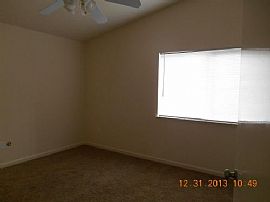 Lovely 3 Bedroom House For Immedaite Move In in Antioch, CA (Photo 5 of 8)