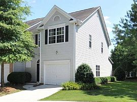 Creekview Townhomes in Scottdale, GA