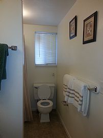 Lake Park Apartments in Washington Terrace, UT (Photo 5 of 5)