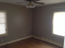 Unfurnished 3 Bedroom Single Family Home in Dolton, IL (Photo 7 of 7)