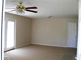 Newer 3 Br 2 Bath Home in The Shepherds Glen Subdivision in Shepherdsville, KY