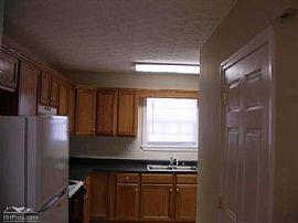 Newer 3 Br 2 Bath Home in The Shepherds Glen Subdivision in Shepherdsville, KY (Photo 3 of 6)