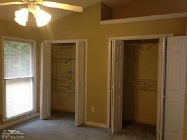 Like New 3br/2ba Ranch Home in Great Location in Simpsonville, SC (Photo 3 of 7)