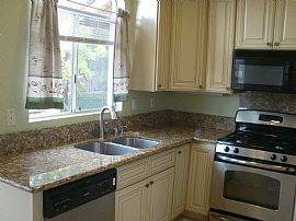 Awesome 2+2 Condo in Foothill Ranch, CA (Photo 3 of 6)