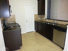 1900 Little Elm Trail Lovely Townhome Cypress Creek in Cedar Park, TX (Photo 10 of 10)