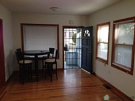  3bd, 2 Full Ba House in Redwood Heights  in Oakland, CA (Photo 3 of 7)