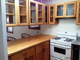  3bd, 2 Full Ba House in Redwood Heights  in Oakland, CA (Photo 5 of 7)