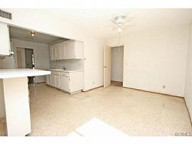  4bd, 2 Full Ba House  in Long Beach, CA (Photo 3 of 7)