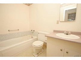  4bd, 2 Full Ba House  in Long Beach, CA (Photo 6 of 7)