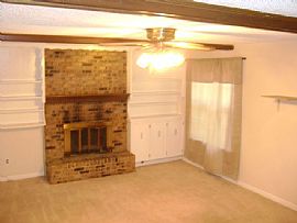 This Lovely 4 Bedroom Home in Little Rock, AR (Photo 4 of 6)