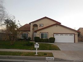 Huge 5 Bedroom and 3 Bathroom in Chatsworth in Chatsworth, CA