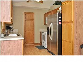 Newly Updated 4br, 3ba/2 Garage Parking Spaces Updated Ranch Ho in Wichita, KS (Photo 5 of 10)