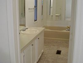 Spacious 4 Bd 2 Ba Sfh Close to Cosner'S Corner in Fredericksburg, VA (Photo 5 of 12)