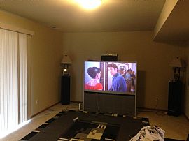 Beautiful 4 Bedroom Home Near I-5 and Hwy 7 in Tacoma, WA (Photo 1 of 5)