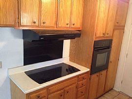 Beautiful Single Level Home in Hemet. in Hemet, CA (Photo 3 of 5)