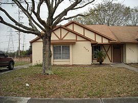 Wonderful 3 Bedroom 2 Bath Carrollwood Villa in Carrollwood, FL