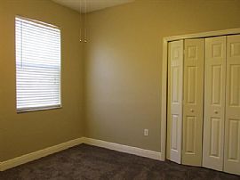 3 Bedroom 2 Bath Home with a 2 Car Garage in Bradenton, FL (Photo 4 of 9)