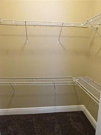 3 Bedroom 2 Bath Home with a 2 Car Garage in Bradenton, FL (Photo 5 of 9)