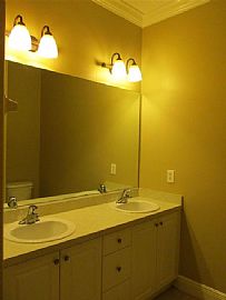 3 Bedroom 2 Bath Home with a 2 Car Garage in Bradenton, FL (Photo 6 of 9)