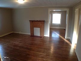 3 Bedroom 1 1/2 Bath Hardwood Floors in Birmingham, AL (Photo 3 of 6)