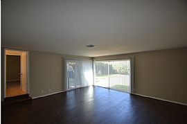 Come See This House in Reseda, CA (Photo 3 of 7)