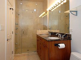 1527 N Mohawk St Unit 4 Sunny Spacious 2 Bd, 2ba Old Town Condo in Chicago, IL (Photo 10 of 10)