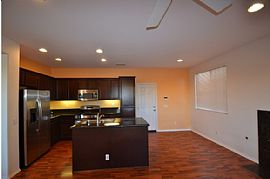 Dazling 3bedroom Valencia Home in Valencia, CA (Photo 3 of 8)