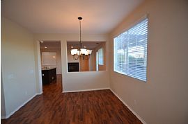 Dazling 3bedroom Valencia Home in Valencia, CA (Photo 7 of 8)