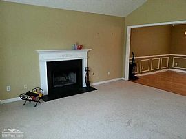Terrific 4br Split Foyer-Move in Ready! in Hiram, GA (Photo 4 of 10)