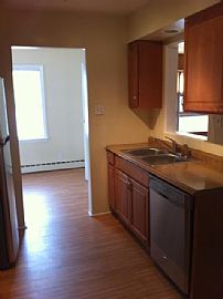 Wonderful House in East Dundee in East Dundee, IL (Photo 5 of 9)