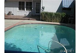 A Cute Little House in Sherman Oaks, CA (Photo 4 of 6)