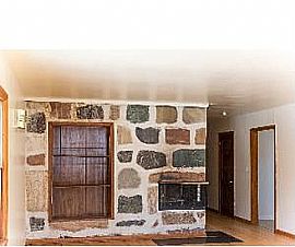  This Spacious 3 Bedroom, Single Family Home Is Sure to Please! in Brookfield, WI (Photo 3 of 4)